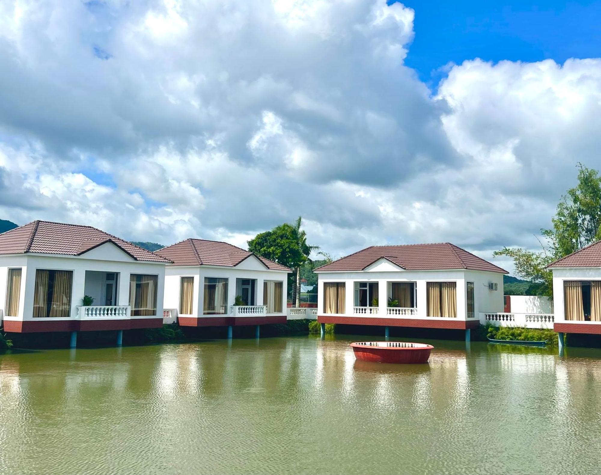 Rong Vang Resort Tri Ton Exterior photo